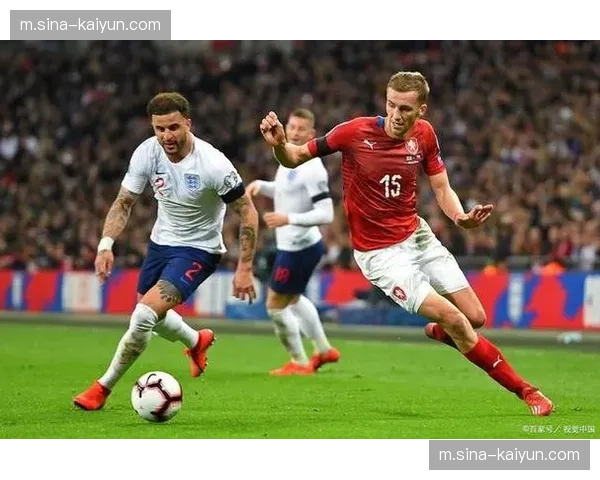 亚特兰大高位逼抢体系失效 核心伤缺导致进攻组织脱节